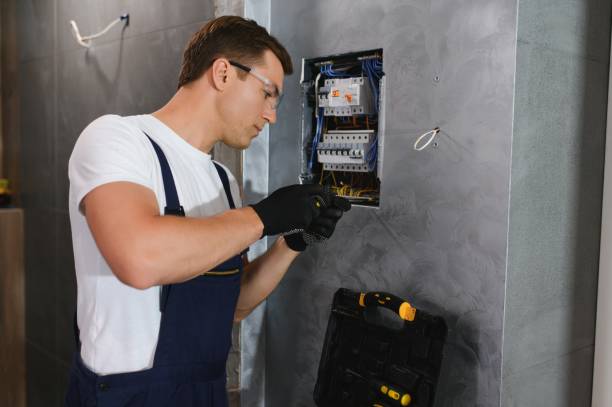 Best Affordable Emergency Electrician  in Russellville, AR